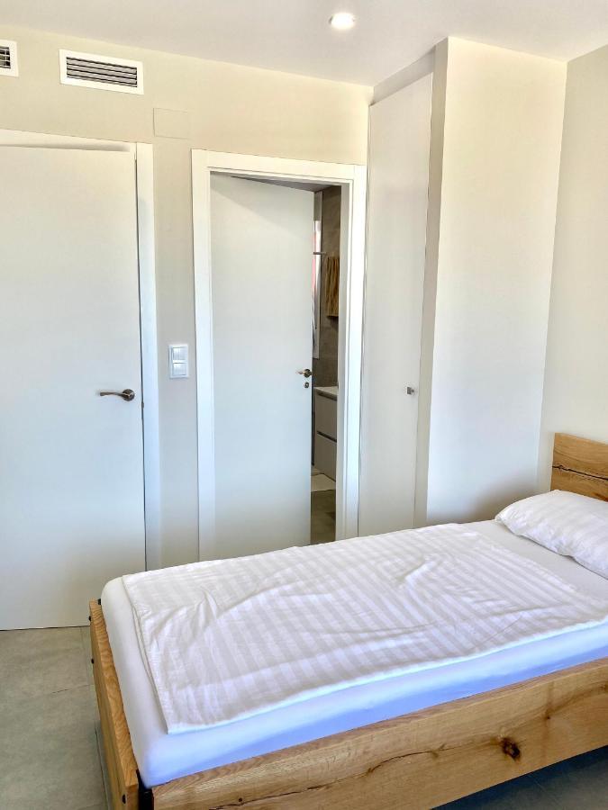 לוס נארחוס La Manga Principe Relax Ferienwohnung Am Strand Mit Exklusiver Ausstattung מראה חיצוני תמונה